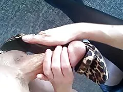 Обувной духтаре кончить